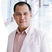 dr. Christopher Lampah, Sp.K.F.R., N.M. (K)., FIPM (USG)., AIFO-K